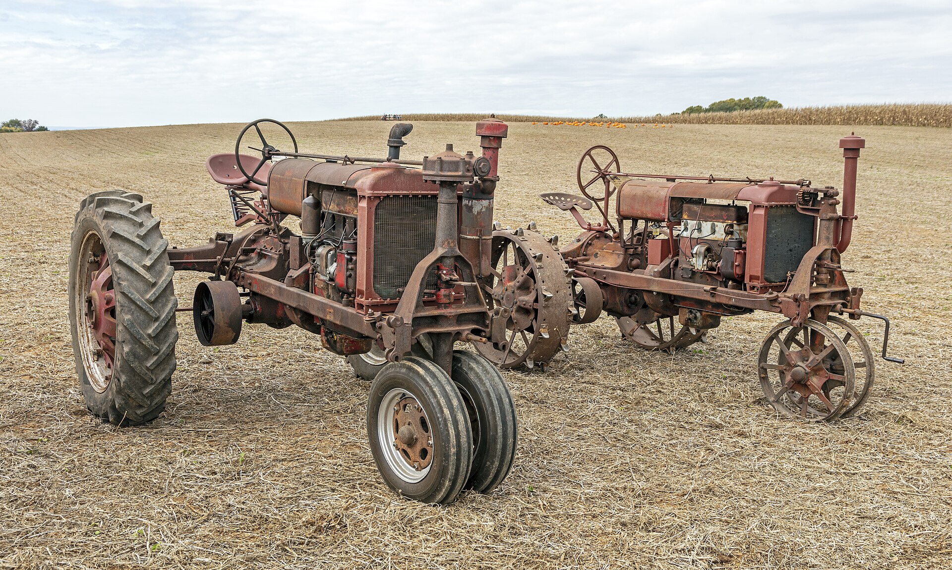 Farmall F-20 and Farmall Regular tractors MD1.jpg